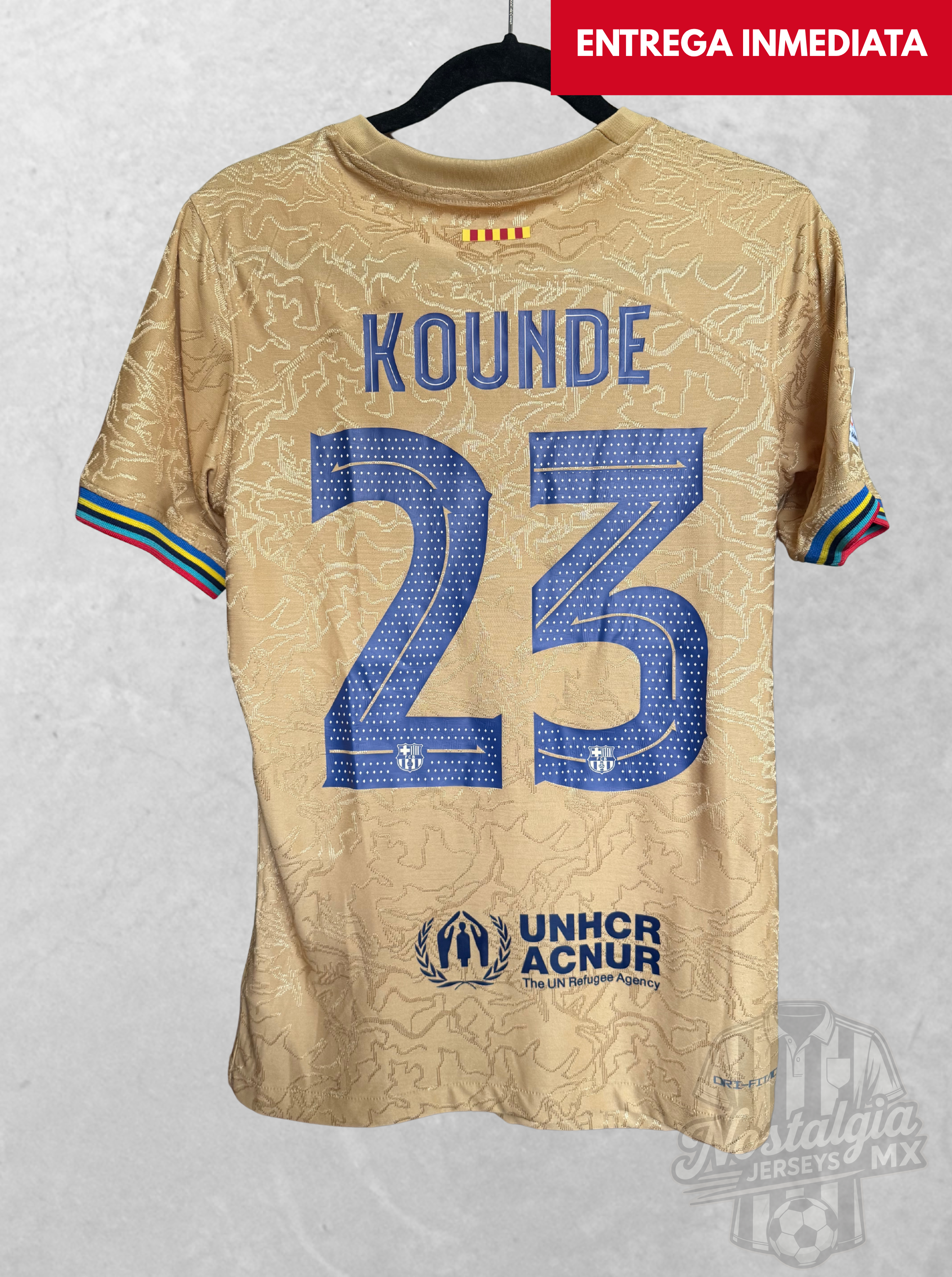 Barcelona 2022/23 visita jugador Kounde 23 - S