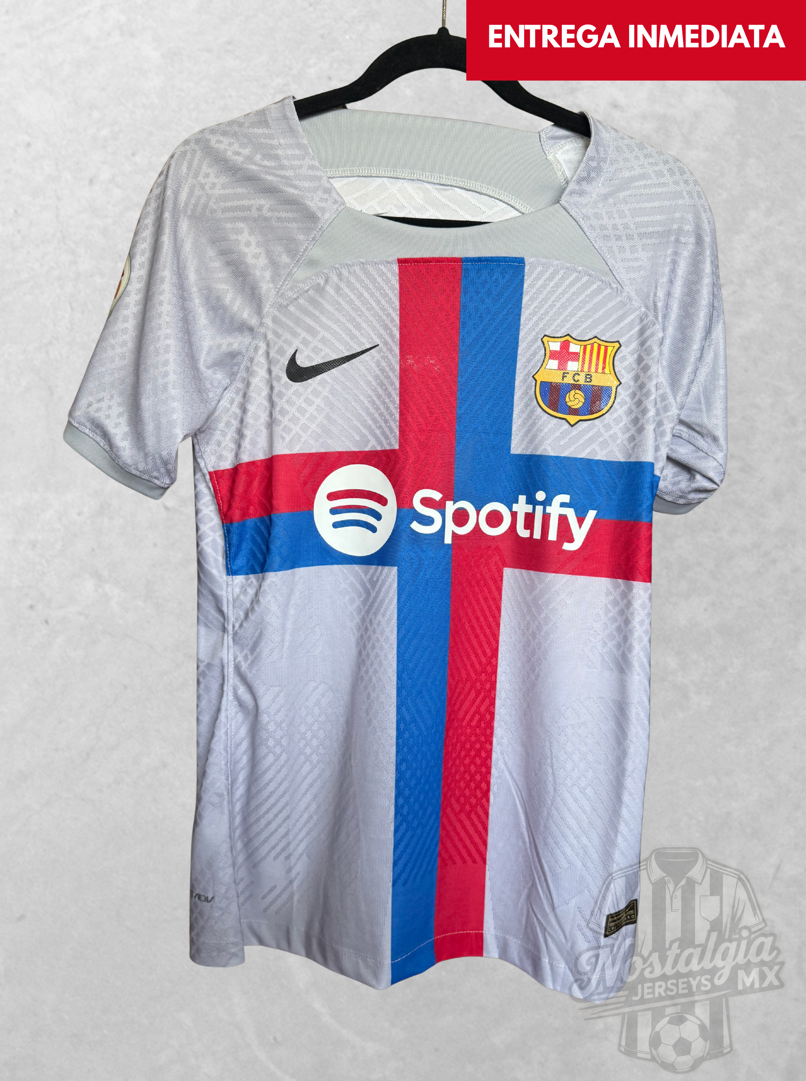 Barcelona 2022/23 tercera jugador R. Araujo 4 - S
